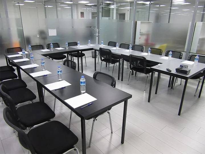 Smart Academy training room — image 3